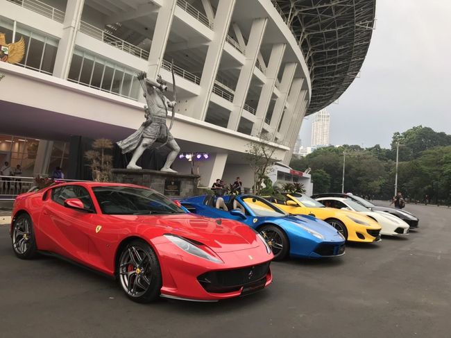 Intif Daftar Harga Mobil Ferrari Terbaru